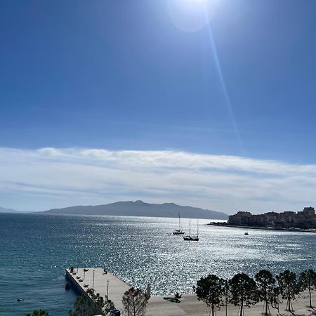 Caramel Sun Studios Apts Sarande Ngoại thất bức ảnh