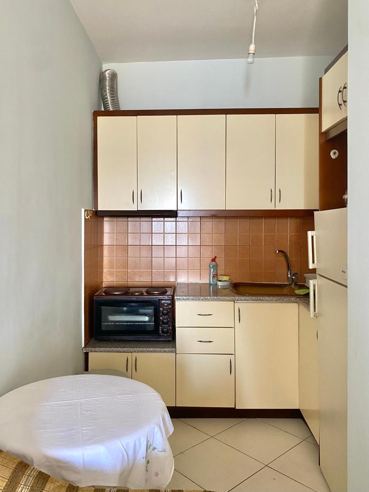Caramel Sun Studios Apts Sarande Ngoại thất bức ảnh